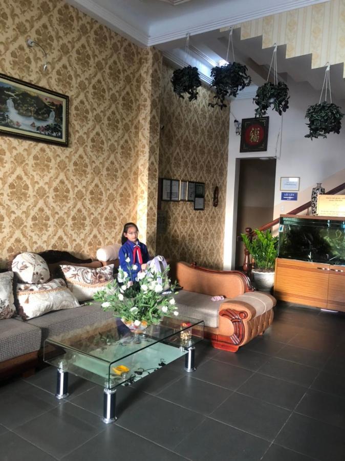꽝 젠 호텔 달랏 외부 사진